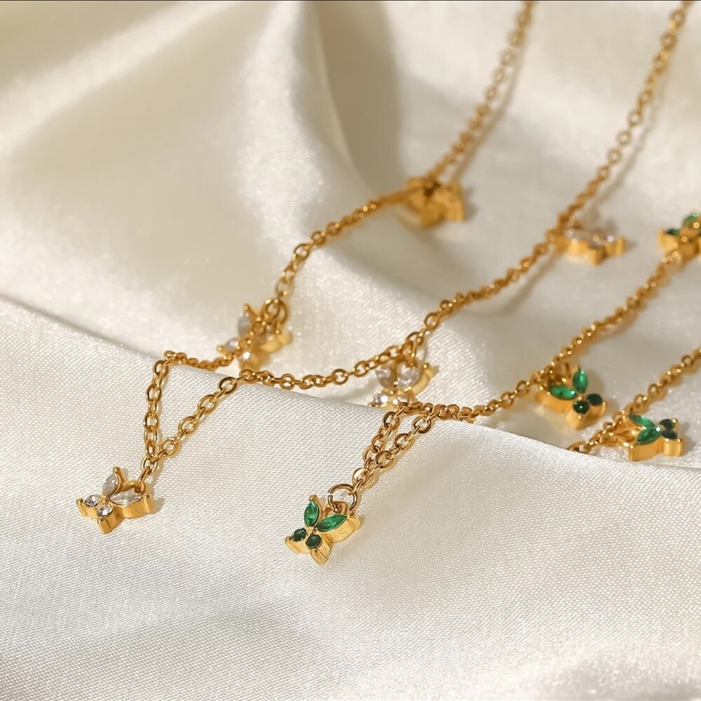 Butterfly chocker. - Picture 3 of 3